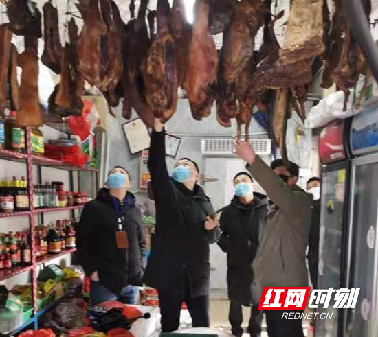 开展联合执法检查.jpg