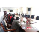 王雄深入回龙圩管理区指导疫情防控工作