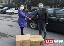 赫山区金银山街道：暖心支援！湖北籍人大代表捐赠上千口罩