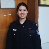 株洲：相机是她的武器 宣传女干警坚守一线抗疫