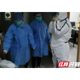 湘西州疾控中心：战“疫”一线 党旗高高飘扬