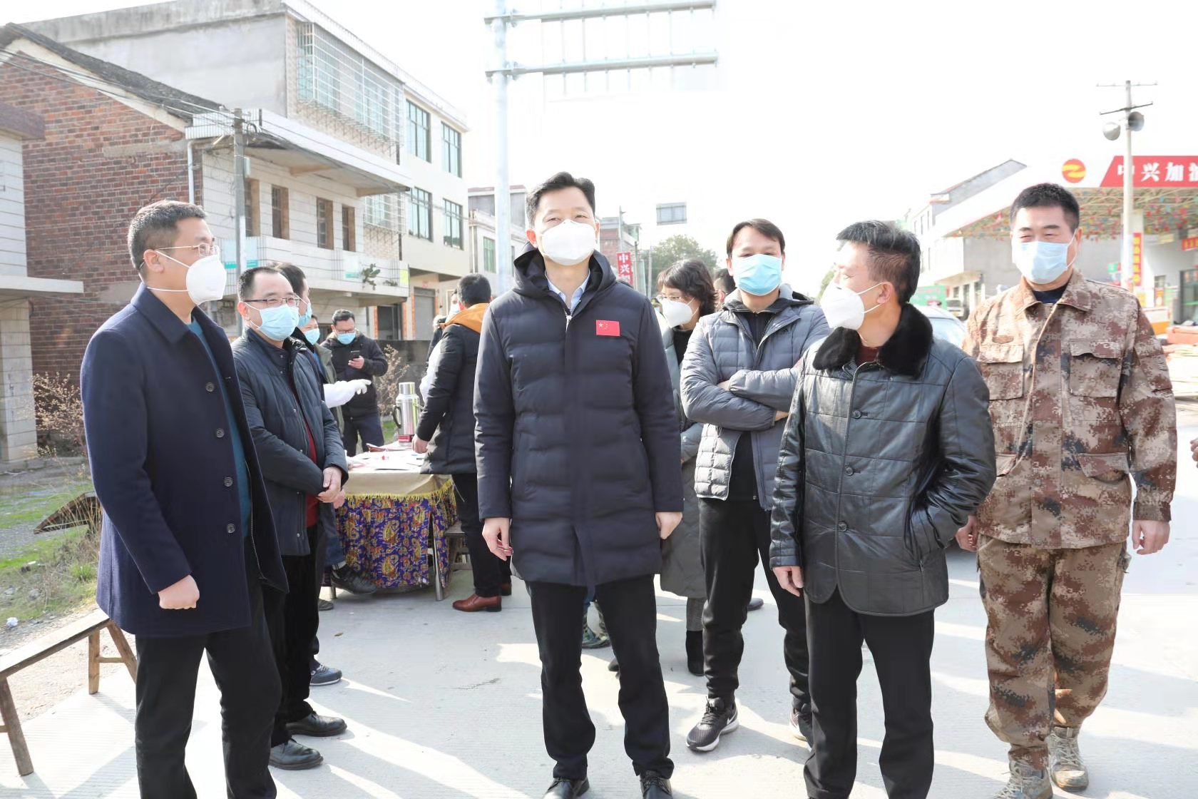 胡果雄在花桥镇筛托疫情防控检测点检查指导疫情防控工作(衡南县融