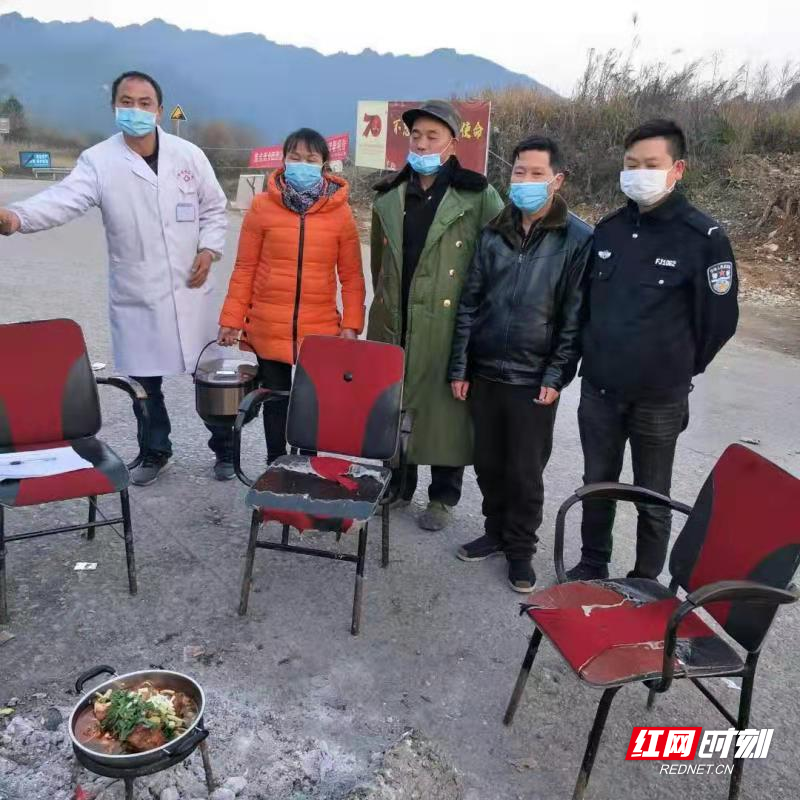 “最美村医”赴前线 投身战场抗疫情