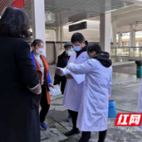 娄底：抗疫大战 他们勇往直前
