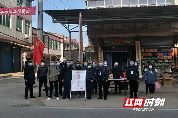东部新区大泉村党员示范岗。