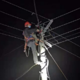 国网邵阳隆回县供电公司凌晨抢修保供电