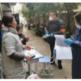 白领党员抗击疫情 在平凡岗位上发光发热