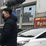 李畋镇凤形村网格员黄梅的新春第一访