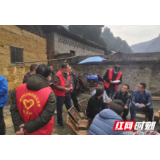 凤凰：水打田乡党员干部战斗在抗击疫情最前线