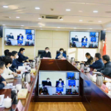 王一鸥主持县市区党政主要负责人疫情防控工作视频会