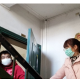 “她”冲锋的背影，是我们最好的守护