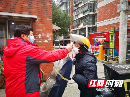 dd1b81996244f859f8db415d9aa6e39.jpg