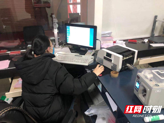 不断贷！张家界农商银行与景区企业共挺疫情期