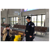 疫情期间，这个教导员化身为“口罩劝导员”