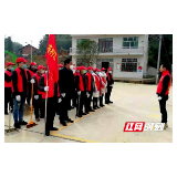 新邵陈家坊镇：疫情防控第一线 人大代表在行动