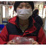 “你们保护大家，我想保护你们！” 贴心老板赠送医疗物资