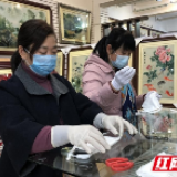 基层“疫”战：物资紧缺莫慌张 街道动手来帮忙