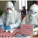 一扇门的距离：夫妻档齐上阵， 同心协力护平安