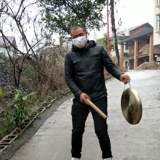 北塔区：宁静乡村铜锣响  防疫宣讲响当当
