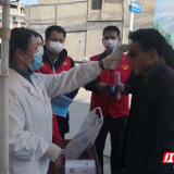 南县乌嘴乡：便民服务员显风采