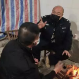 抗疫在基层 | 我送爸爸上“前线”