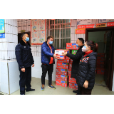 麻阳：新疆同胞“小心意”  送给最需要的人