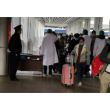面对疫情，永州火车站筑牢防护墙