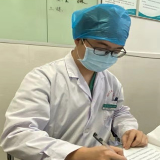 38名医护人员递交入党申请书：“我想成为他们那样的人！”