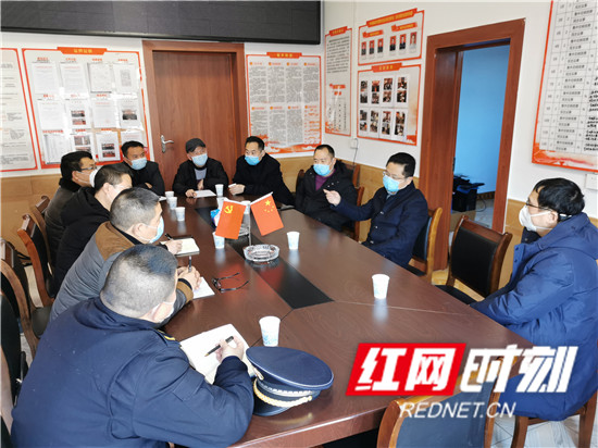 赵云海到桑植县城管局调研疫情防控环境卫生治理工作