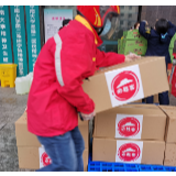 谢谢你们，送来热腾腾午餐