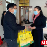 党员教师冲在前 助力疫情防控工作