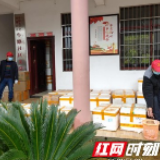 江华：抗击疫情 党旗在防疫一线高高飘扬