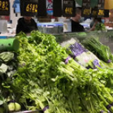 病毒可否在超市里的蔬菜、肉上存活?感染科医生这样说