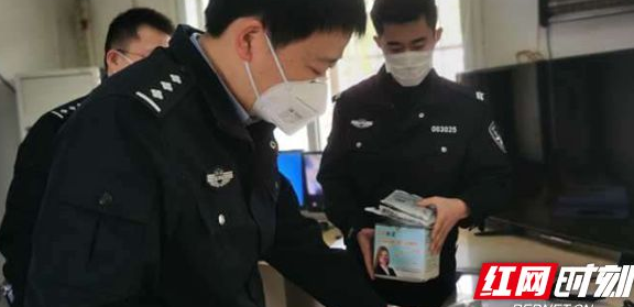 长航岳阳分局：警医伉俪，共同抗“疫”