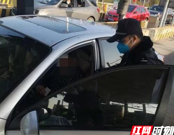 “爸爸 我想你了!”“逆行”警察家的三个战场