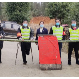 殷明:“防控疫情,我不能因为腿不方便而退阵!”