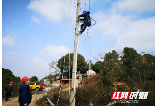 战疫保电|暮云数十户村民家中停电 “电雷锋”火速抢修复电