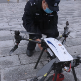疫情防控出新招 警用无人机闪亮登场