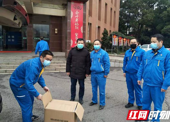 岳阳市工信局开展“防疫情促生产稳运行”活动