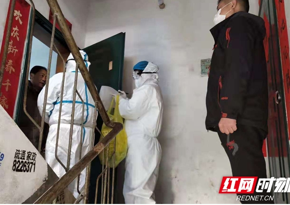 退伍不褪色 岳阳退役军人整装走上抗疫“前线”