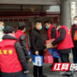同心抗疫！邵阳市政府办向状元洲街道槐树社区捐赠疫情防控物资