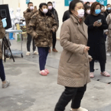 广场舞、“读书哥”，你以为这就是方舱的全部？