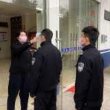 王佳琪——战“疫”一线的女警花