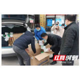 爱心企业向战“疫”基层捐赠医用口罩