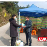湘西州发改委驻村工作队携手战疫情 守护共同的家园