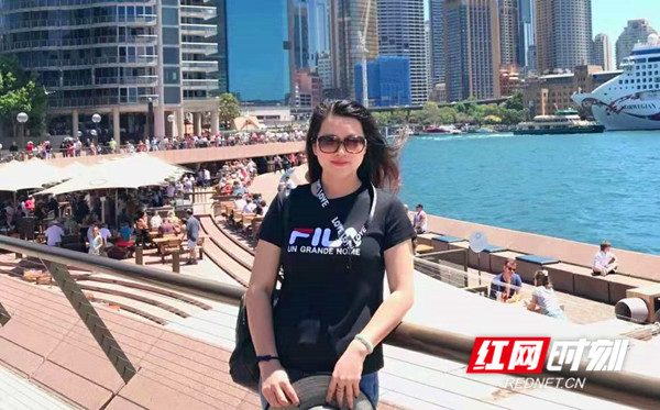 美籍华人邓玲玲_副本.jpg