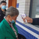 7旬老妪防疫期间走亲戚迷路 资阳民警暖心救助安全回家