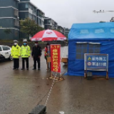 回龙圩临时交警队：护航春运 筑牢抗疫“防护墙”