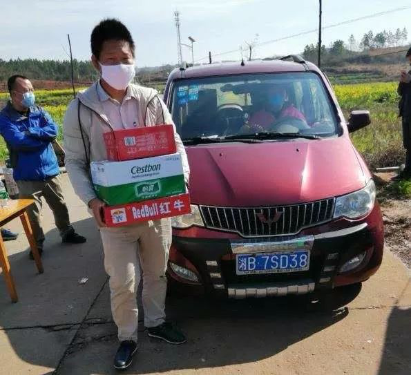 在这场没有硝烟的战役中，大家共同坚守，防控疫情，相信定能打赢这场疫情防控阻击战！