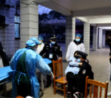 待产孕妇即将临盆  站车联动保母子平安